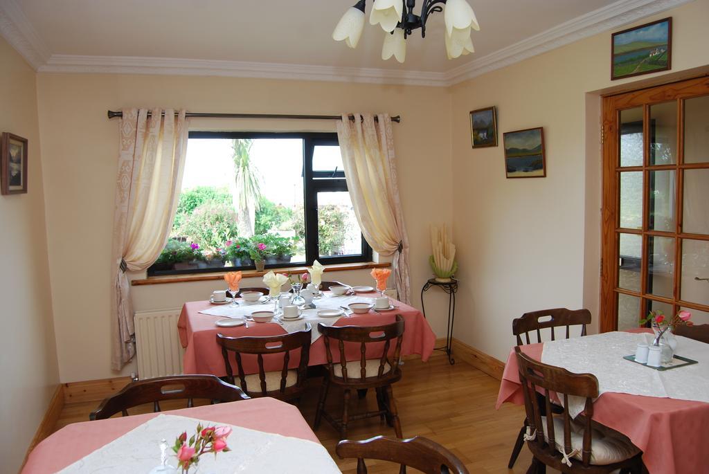 The Ocean Wave Bed & Breakfast Cleggan Eksteriør bilde